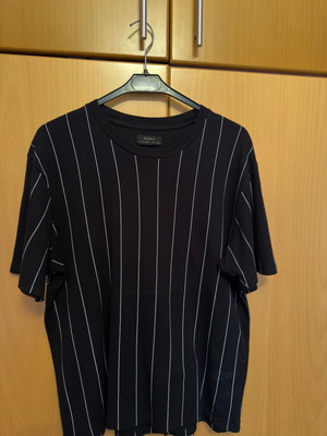 Zara men's black striped T-shirt like new, cotton, size L