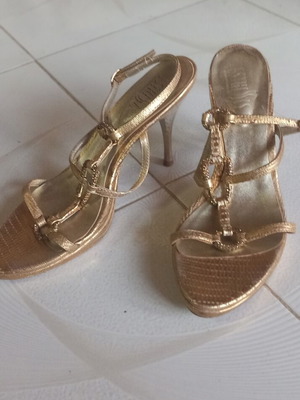 Esthissis gold leather sandals used, size 38