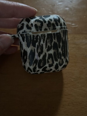AirPods case with animal print like new