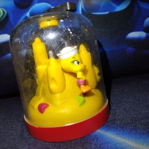 Tweety Vintage Magnetic Dome Toy 1990, used, Warner Bros