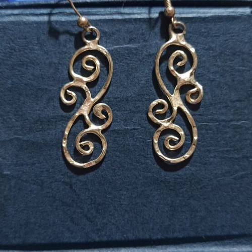 Handmade silver dangling earrings like new