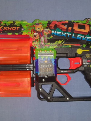 X-Shot Skins Dread χειροκίνητο μπλέιζερ με διπλούς περιστρεφόμενους κυλίνδρους