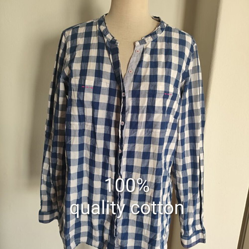 Basefield cotton women's shirt L/XL like new, white and blue