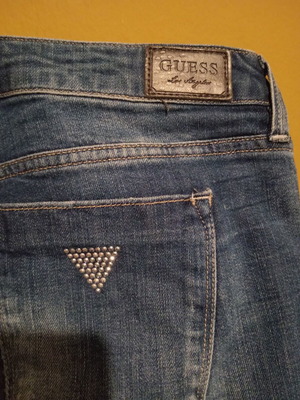 Guess W30 skinny jeans with rips and rhinestones new