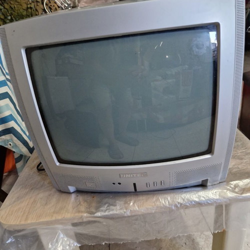 United 18in television used, fully functional without remote