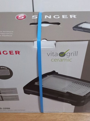 Singer Vita Grill 2200W grill new with ceramic plates