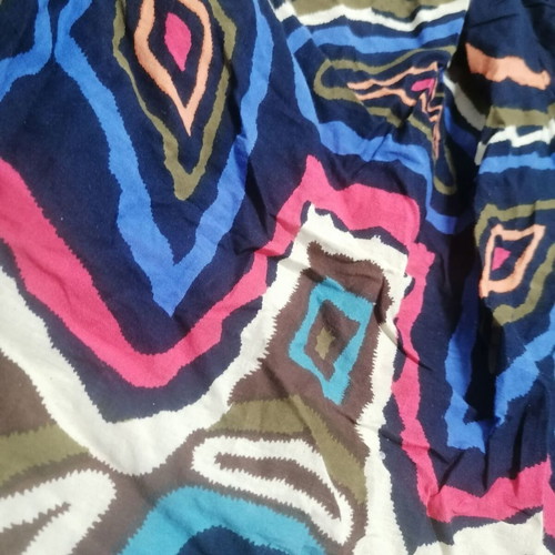 Lanidor sleeveless blouse like new with embroidery and colorful geometric print
