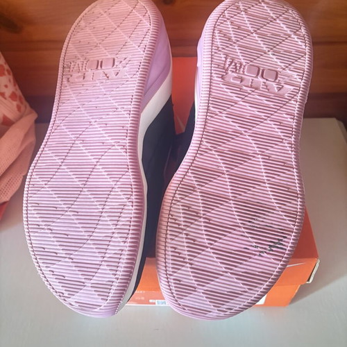Nike Air Zoom Bella 7 athletic shoes size 38 used, black and pink
