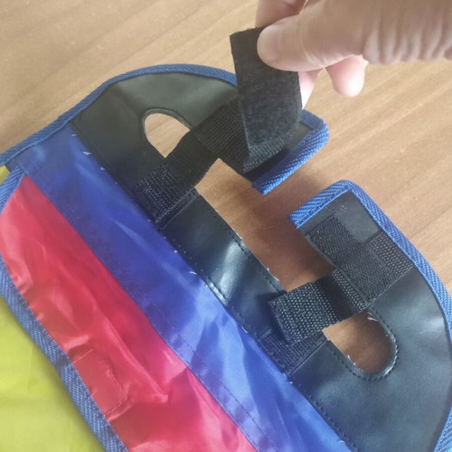 Car seat organizer like new for children's items