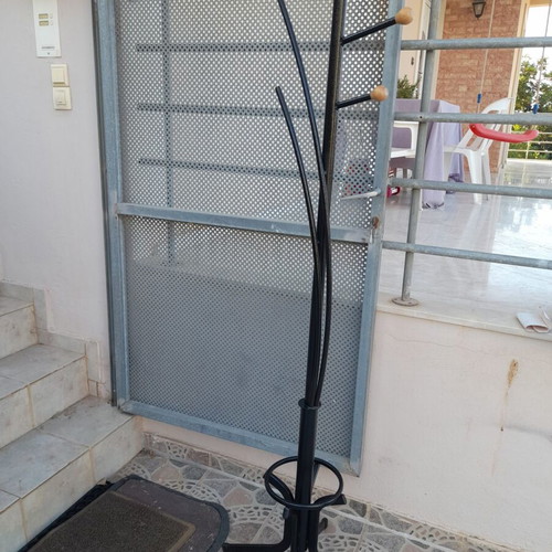 Clothes Stand and Umbrella Holder like new, metal black