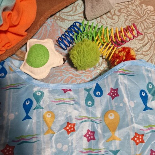Cat activity toy set like new, sensory and interactive play