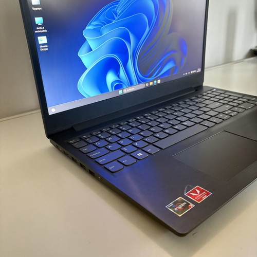 Lenovo IdeaPad 330-15IKB laptop Ryzen 3 12GB RAM 256GB SSD