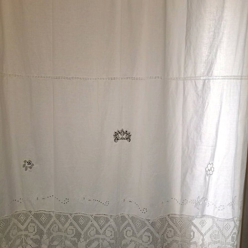 White handmade curtain with wide lace and appliqué embroidery new
