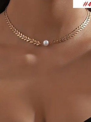 Necklace 424 golden color, zinc alloy, new