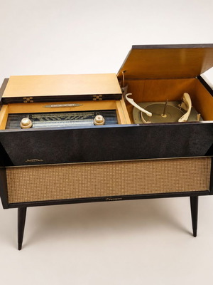 Kuba Imperial Bellina Super 50 vintage mid-century modern record player furniture used