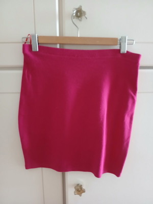 Toi&Moi elastic skirt used, size medium, pink