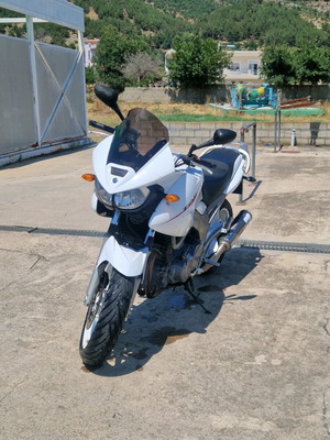 YAMAHA TDM 900