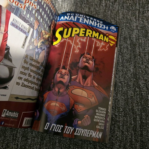 Superman Rebirth comic volume like new, The Son of Superman