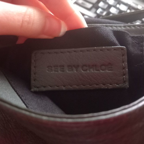 See by Chloé leather crossbody bag used, timeless piece