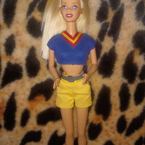 Barbie Giggles 'n Swing 1998 like new with original outfit