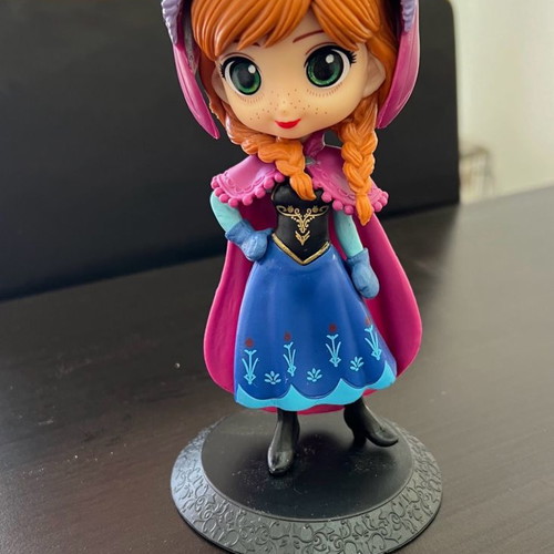 Anna figure used from Frozen in excellent condition