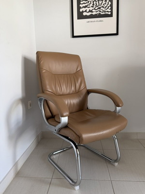 Office chair like new, ergonomic and comfortable