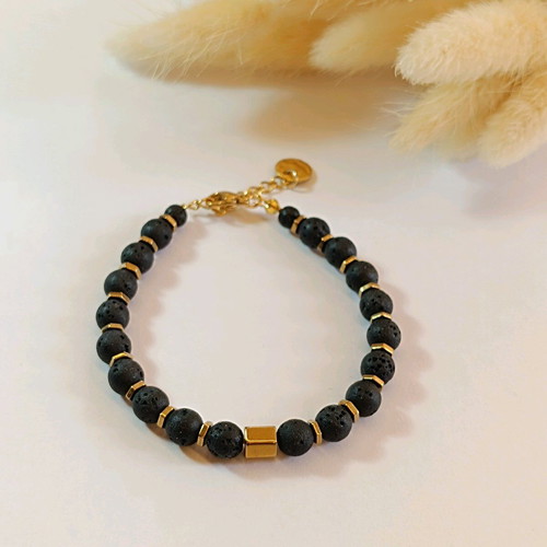 Handmade bracelet with lava and hematite stones new, steel clasp