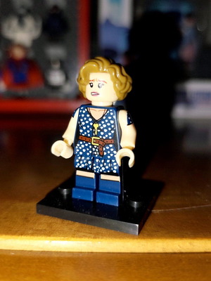 Beverly Marsh Lego figure like new with stand and two expressions