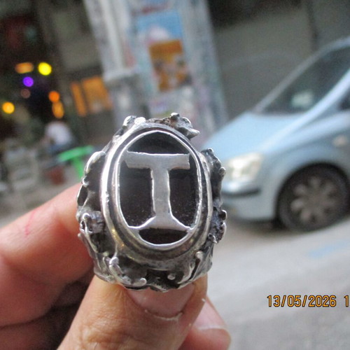 Silver men's rock ring like new, size 67, 33 grams