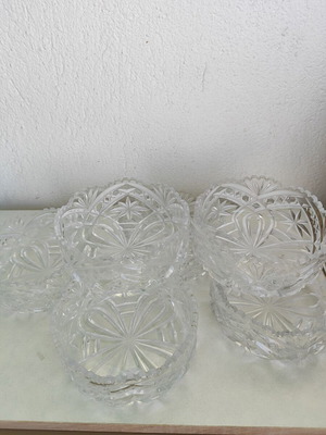 Crystal bowls set of 6 used, vintage dessert and ice cream bowls