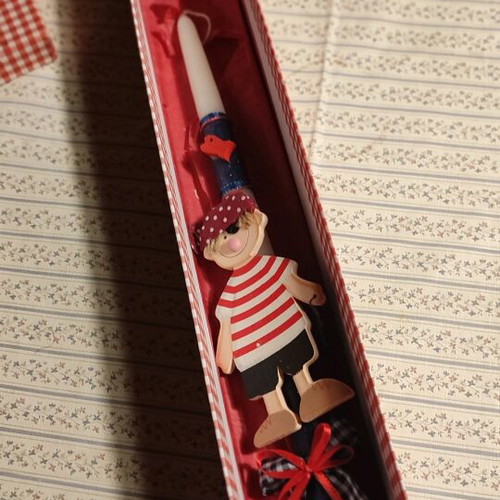 Lambada Easter candle with wooden pirate and box, new