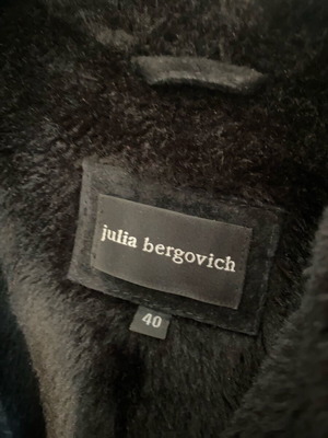 Julia Bergovich coat used, size 40, black