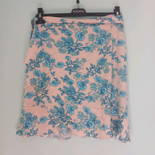Floral summer skirt like new, size xs to m, viscose fabric