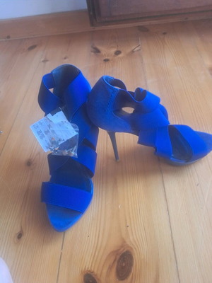 Zara sandal new size 39 with 12 cm heel