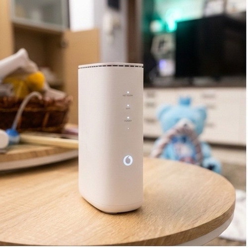 4G Router new with SIM card and wireless connection