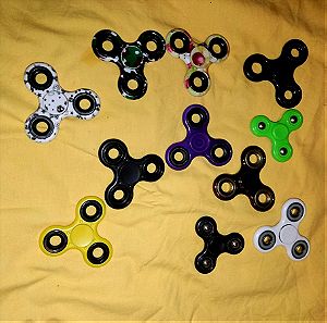 11 Fidget spinners