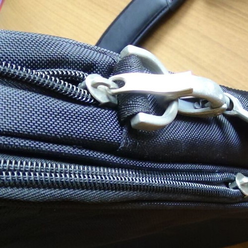 Τσάντα Dell επαγγελματική για laptop 15.6" σαν καινούργιο, μαύρη