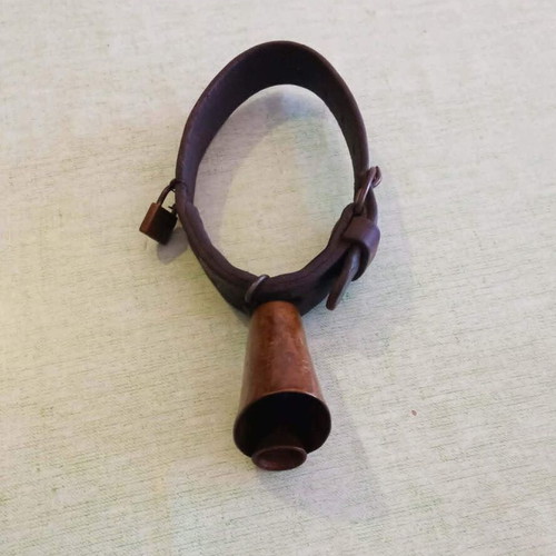 Authentic Old Kypri Bell with Leather Strap and Anti-Theft Lock like new
