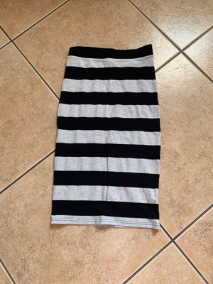 H&M pencil skirt used