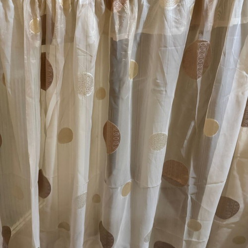 Curtain used, height 2.4 m, width 3.2 m