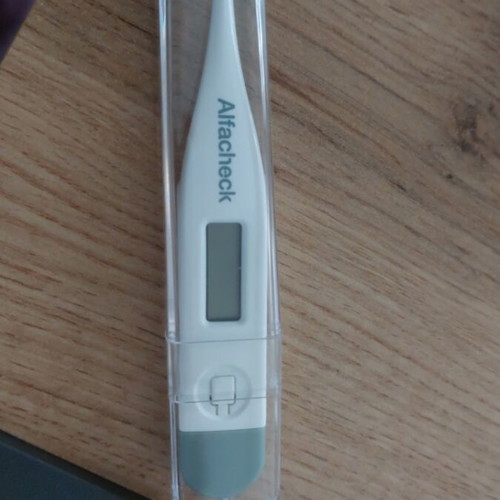 Alfacheck digital thermometer like new with case