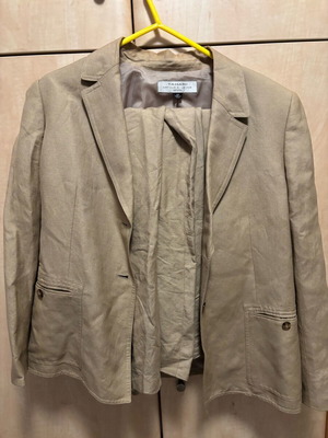 Women's beige suit set like new