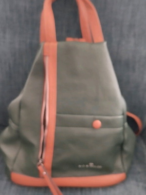 Baci & Abbracci green shoulder crossbody backpack bag with brown details like new