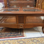Coffee table like new, height 0.47m, width 1.13m