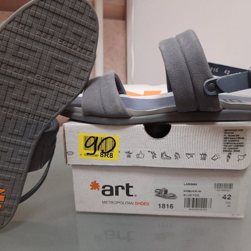 The Art Company leather sandals like new, nubuck and leather, size 42