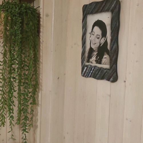 Michael Jackson wooden frame like new, handmade