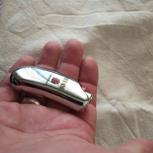 Metal small lighter case like new, collectible