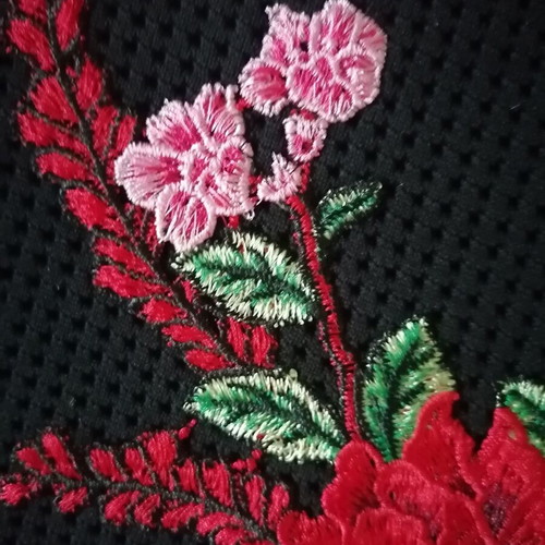 Women's bag with machine embroidery applique new, black and red
