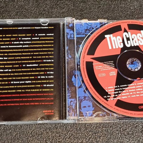 The Clash The Singles CD like new, punk