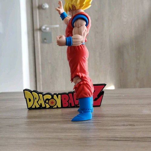 Collectible Goku Super Saiyan 3D Print Figure with Custom Base new